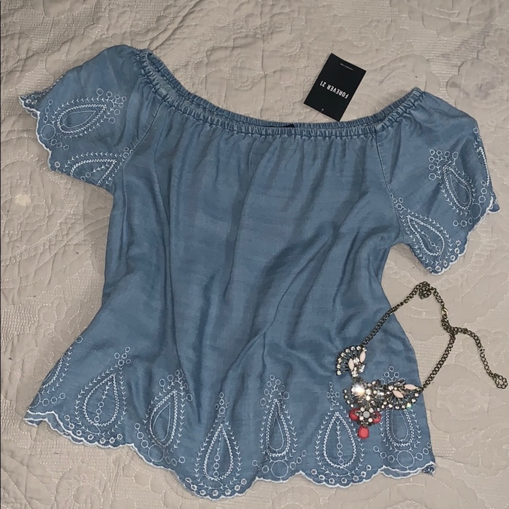 Forever 21 Women Top off shoulders Denim